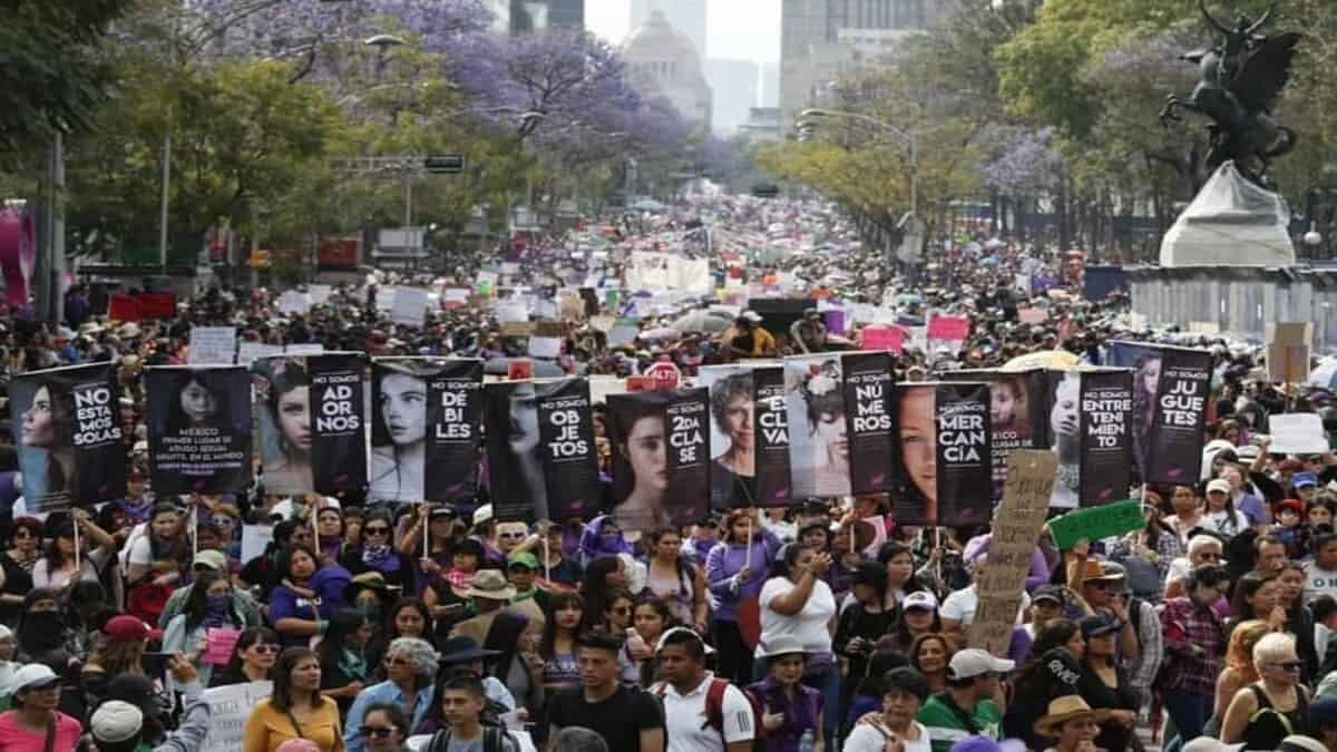 La represión contra el movimiento feminista el 8 de marzo pasado aumentó las tensiones sociales de por si ríspidas en el país.